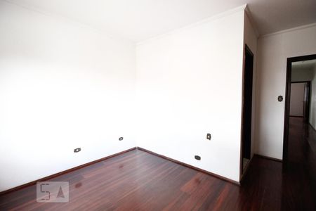 Casa à venda com 250m², 3 quartos e 2 vagas Casa à venda com 250m², 3 quartos e 2 vagasQuarto 3