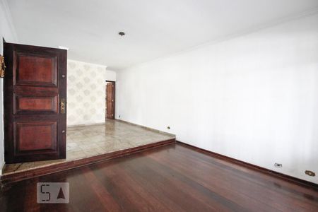 Sala de casa para alugar com 3 quartos, 250m² em Parque Jabaquara, São Paulo