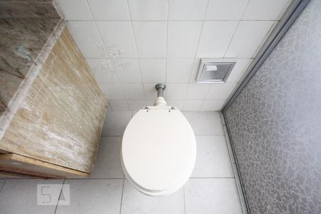 Casa à venda com 250m², 3 quartos e 2 vagas Casa à venda com 250m², 3 quartos e 2 vagasBanheiro 2