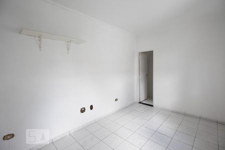 Casa à venda com 250m², 3 quartos e 2 vagas Casa à venda com 250m², 3 quartos e 2 vagasEdícula - Quarto