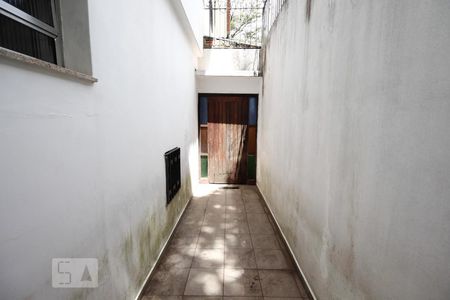 Casa à venda com 250m², 3 quartos e 2 vagas Casa à venda com 250m², 3 quartos e 2 vagasQuintal
