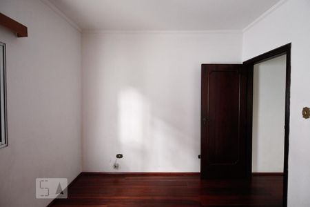 Quarto de casa para alugar com 3 quartos, 250m² em Parque Jabaquara, São Paulo