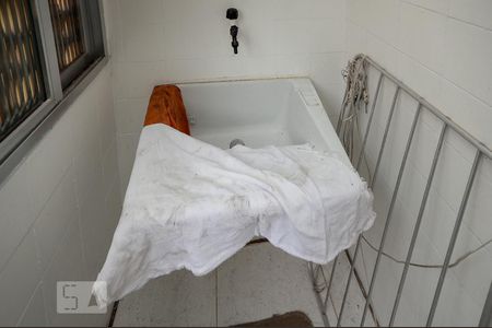 Apartamento para alugar com 74m², 2 quartos e 1 vagaÁrea de Serviço