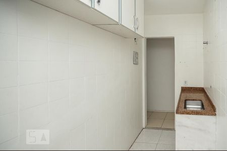 Apartamento para alugar com 74m², 2 quartos e 1 vagaCozinha