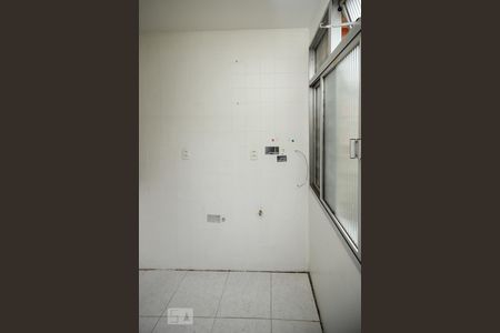 Apartamento para alugar com 74m², 2 quartos e 1 vagaÁrea de Serviço