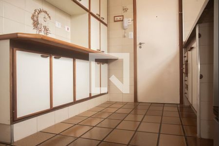 Apartamento para alugar com 72m², 2 quartos e 2 vagasCozinha