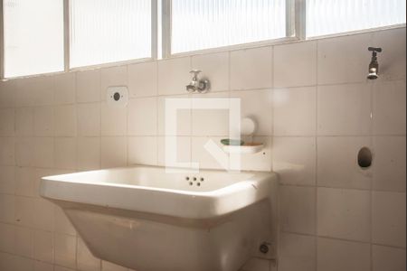 Apartamento para alugar com 72m², 2 quartos e 2 vagasÁrea de Serviço