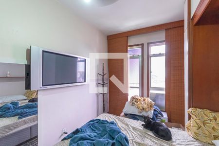 Apartamento à venda com 74m², 2 quartos e 1 vagaQuarto