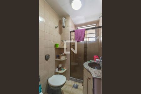 Apartamento à venda com 74m², 2 quartos e 1 vagaBanheiro