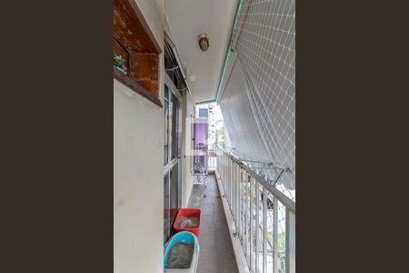 Apartamento à venda com 74m², 2 quartos e 1 vagaSacada