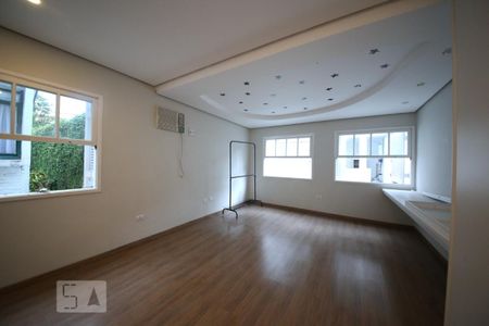 Quarto 1 de casa de condomínio para alugar com 3 quartos, 250m² em Campo Belo, São Paulo