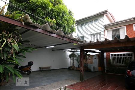 Fachada  de casa de condomínio para alugar com 3 quartos, 250m² em Campo Belo, São Paulo