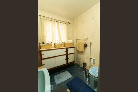 Apartamento à venda com 157m², 3 quartos e sem vagaBanheiro