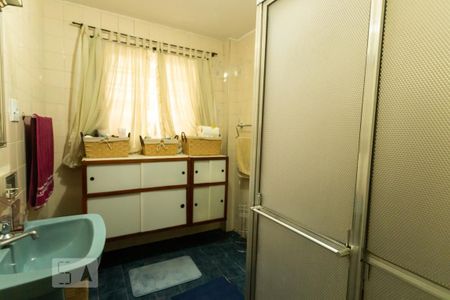 Apartamento à venda com 157m², 3 quartos e sem vagaBanheiro