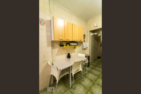 Apartamento à venda com 157m², 3 quartos e sem vagaCozinha