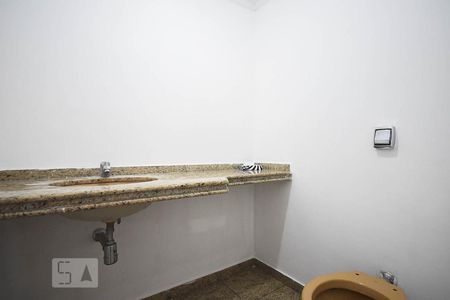 Lavabo de apartamento para alugar com 4 quartos, 155m² em Jardim Londrina, São Paulo