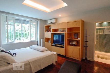 Apartamento à venda com 365m², 4 quartos e 1 vagaQuarto 2 - Suíte