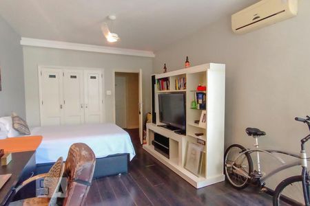 Apartamento à venda com 365m², 4 quartos e 1 vagaQuarto 3 - Suíte