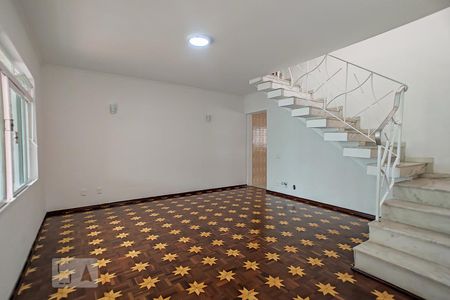 Sala de Casa com 3 quartos, 180m² Butantã