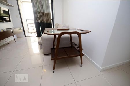 Sala de apartamento para alugar com 3 quartos, 89m² em Vital Brasil, Niterói