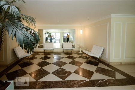 Apartamento para alugar com 89m², 3 quartos e 1 vaga Apartamento para alugar com 89m², 3 quartos e 1 vagaFachada e portaria