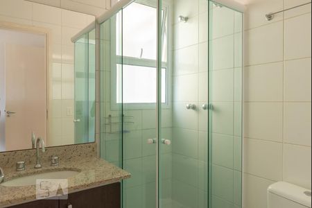 Banheiro da Suíte de apartamento para alugar com 3 quartos, 62m² em Chácara das Nações, Campinas