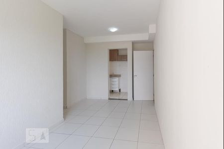 Sala de apartamento para alugar com 3 quartos, 62m² em Chácara das Nações, Campinas