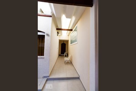 Casa à venda com 127m², 4 quartos e 2 vagasCorredor