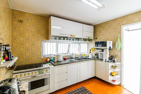 Casa à venda com 127m², 4 quartos e 2 vagasCozinha