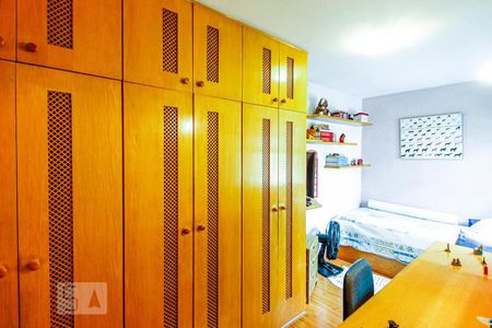 Casa à venda com 127m², 4 quartos e 2 vagasQuarto 3