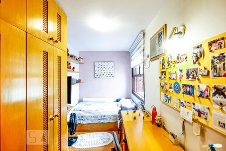 Casa à venda com 127m², 4 quartos e 2 vagasQuarto 3