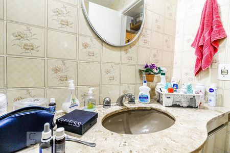 Casa à venda com 127m², 4 quartos e 2 vagasBanheiro Suíte