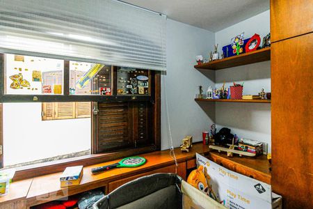 Casa à venda com 127m², 4 quartos e 2 vagasQuarto 1