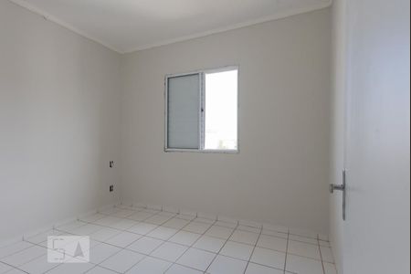 Quarto 1 de apartamento à venda com 2 quartos, 47m² em Jardim Ipaussurama, Campinas