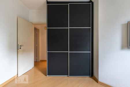 Apartamento para alugar com 112m², 3 quartos e 2 vagasQuarto 2