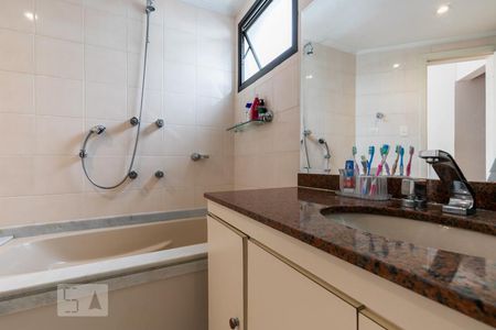 Apartamento para alugar com 112m², 3 quartos e 2 vagasBanheiro Suite