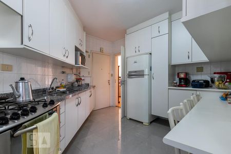 Apartamento para alugar com 112m², 3 quartos e 2 vagasCozinha