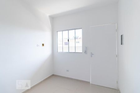 Sala/Cozinha de apartamento para alugar com 1 quarto, 28m² em Parque Cisper, São Paulo
