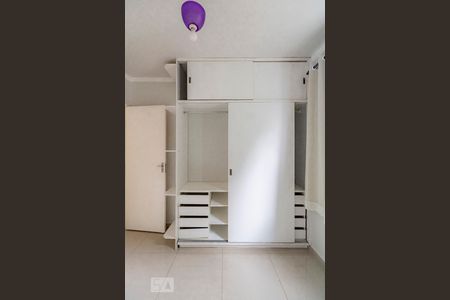 Apartamento para alugar com 74m², 3 quartos e 1 vagaQuarto 1