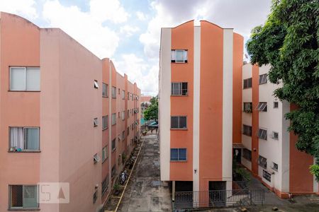 Apartamento para alugar com 74m², 3 quartos e 1 vagaVista