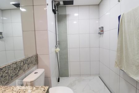 Apartamento para alugar com 59m², 1 quarto e 1 vaga Apartamento para alugar com 59m², 1 quarto e 1 vagaBanheiro da Suíte