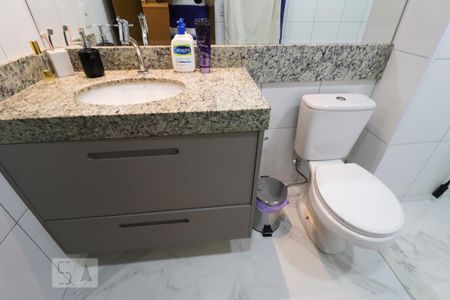 Apartamento para alugar com 59m², 1 quarto e 1 vaga Apartamento para alugar com 59m², 1 quarto e 1 vagaBanheiro da Suíte