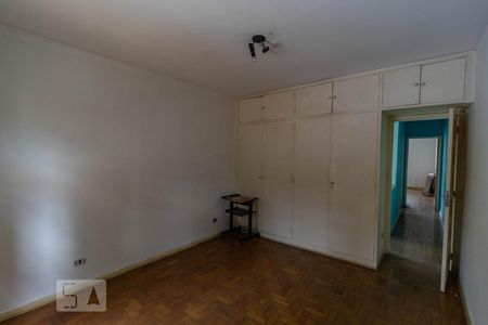 Casa à venda com 170m², 2 quartos e 2 vagasQuarto 2