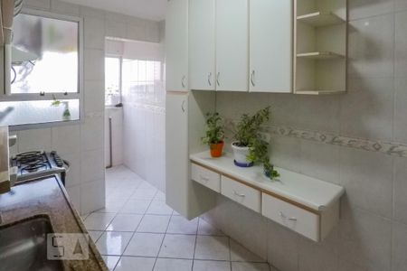 Apartamento para alugar com 57m², 2 quartos e 1 vagaCozinha