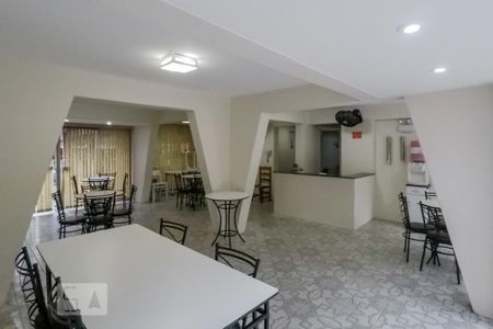 Apartamento para alugar com 57m², 2 quartos e 1 vagaÁrea comum - Salão de festas