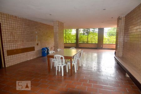 Apartamento à venda com 190m², 4 quartos e 2 vagasÁrea Comum