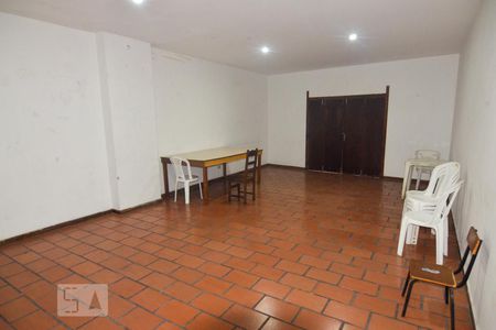Apartamento à venda com 190m², 4 quartos e 2 vagasSalão de Festa
