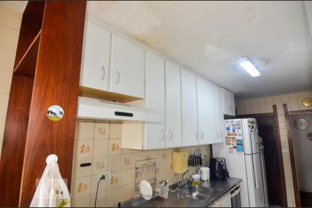 Apartamento à venda com 190m², 4 quartos e 2 vagasCozinha