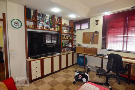 Apartamento à venda com 190m², 4 quartos e 2 vagasQuarto 1