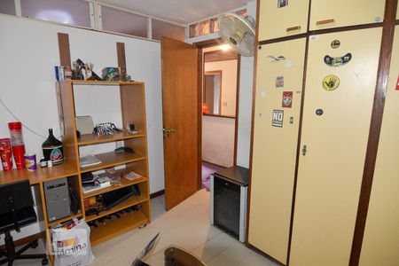 Apartamento à venda com 190m², 4 quartos e 2 vagasQuarto 4
